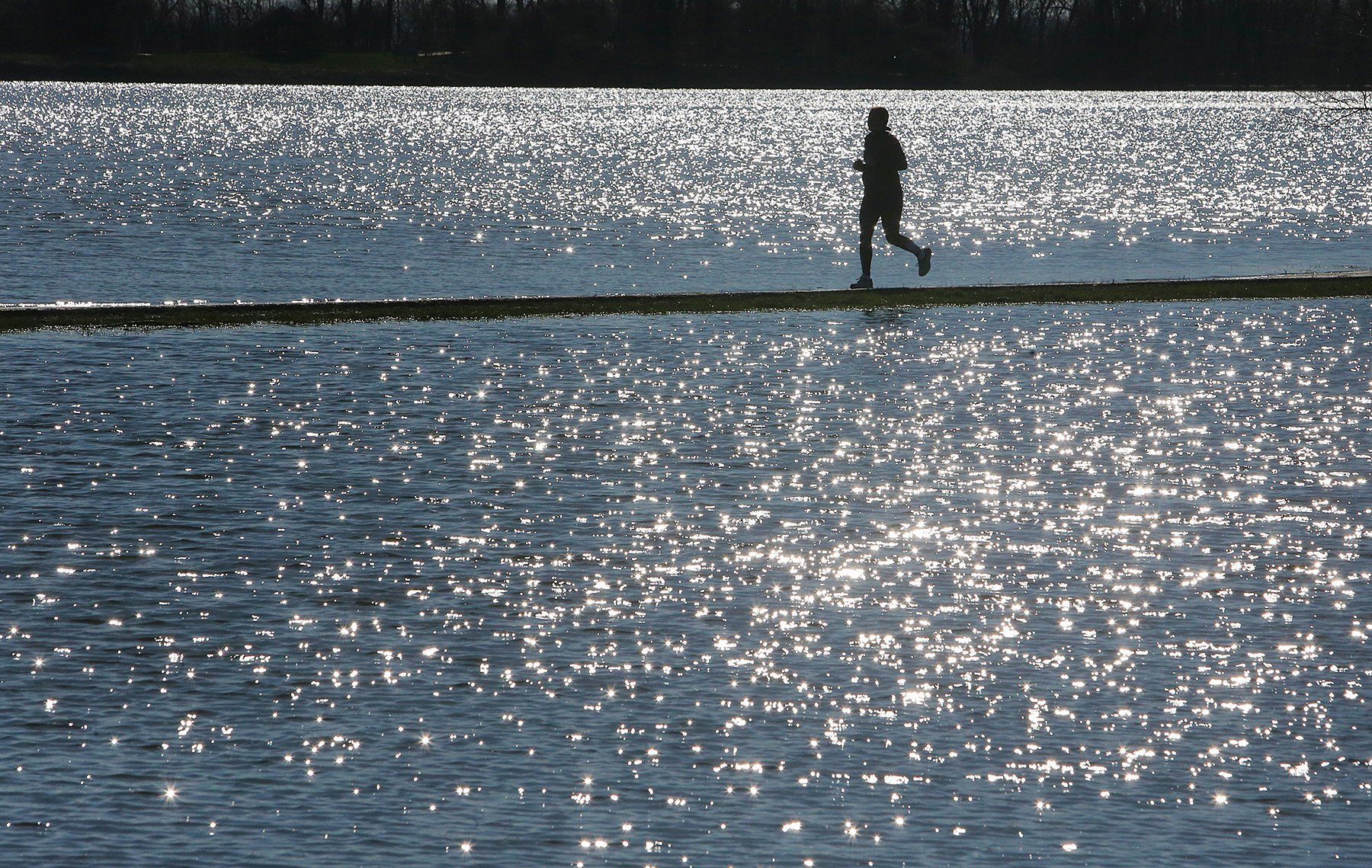 Rising Waters keep the St. Louis area alert